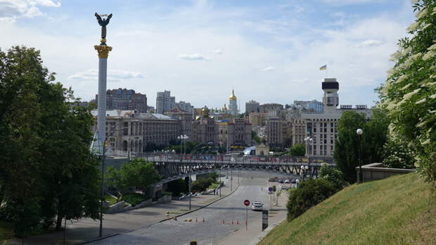 Аналитик: средства на погашение долгов Киева найдут за счёт увеличения налогов