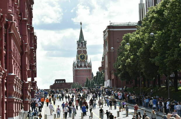 Улицу возле Красной площади в Москве перекроют в Ильин день