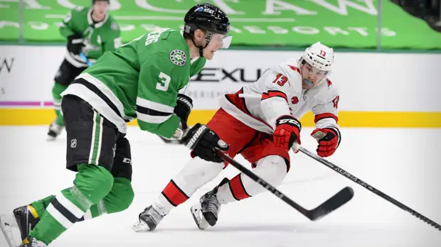 Две передачи Гурьянова не спасли «Даллас» от поражения в матче НХЛ с «Каролиной»