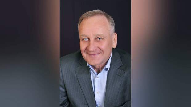 Обирал студентов, вуз и госкомпанию: за что судят экс-ректора ВГУЭС Лазарева