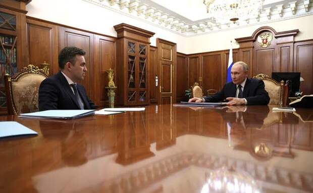 Путин провёл рабочую встречу с губернатором Ивановской области Воскресенским