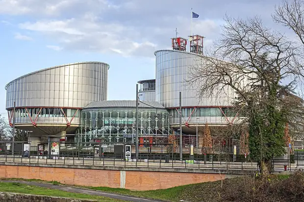 ЕСПЧ до 16 сентября разморозил рассмотрение жалоб против России