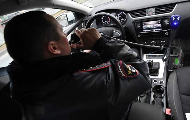 Опьяненный водитель школьного автобуса уехал за российскими детьми