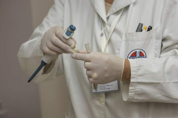 Заболевший коронавирусом пожилой мужчина умер в Севастополе