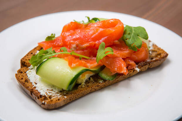 Что такое правильный завтрак: советы нутрициолога для тех, кто на диете