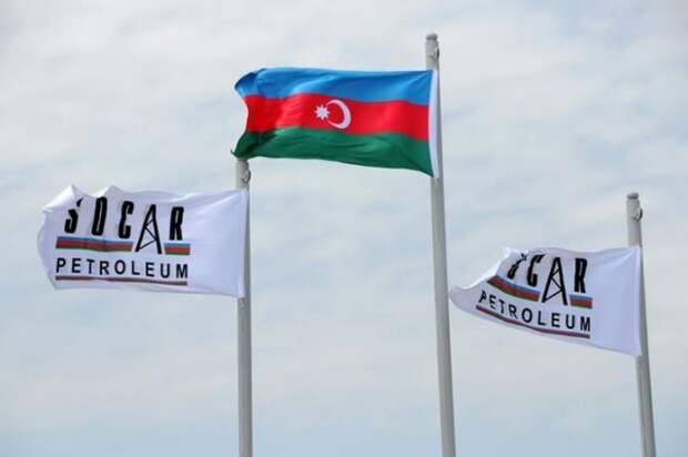 SOCAR отправила Белоруссии первый груз нефти