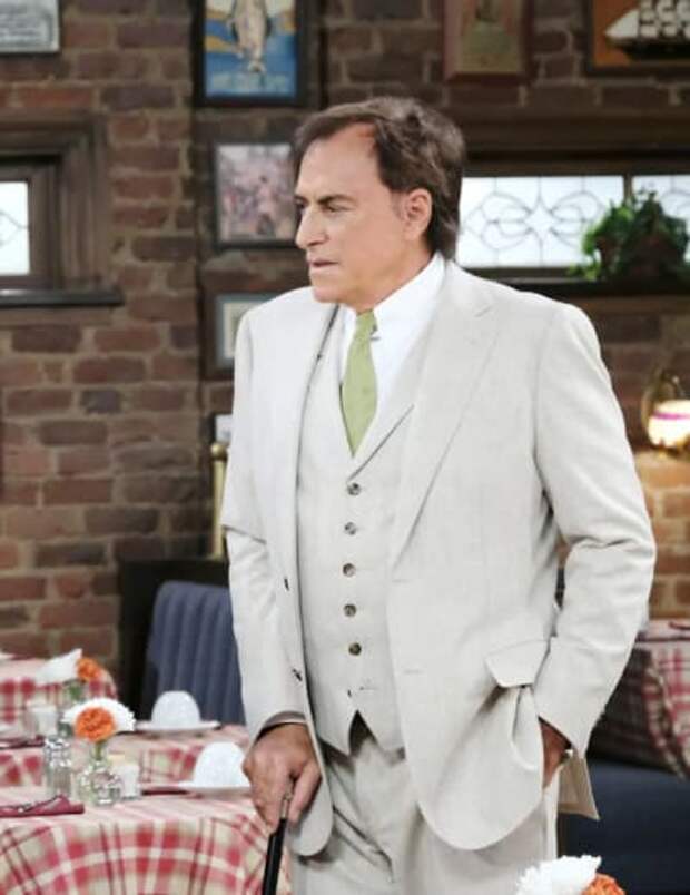 An Unhappy Reunion - Days of Our Lives
