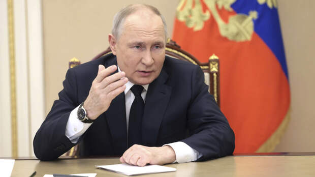 Никаких задержек: Путин дал чиновникам указания по зарплатам бюджетников