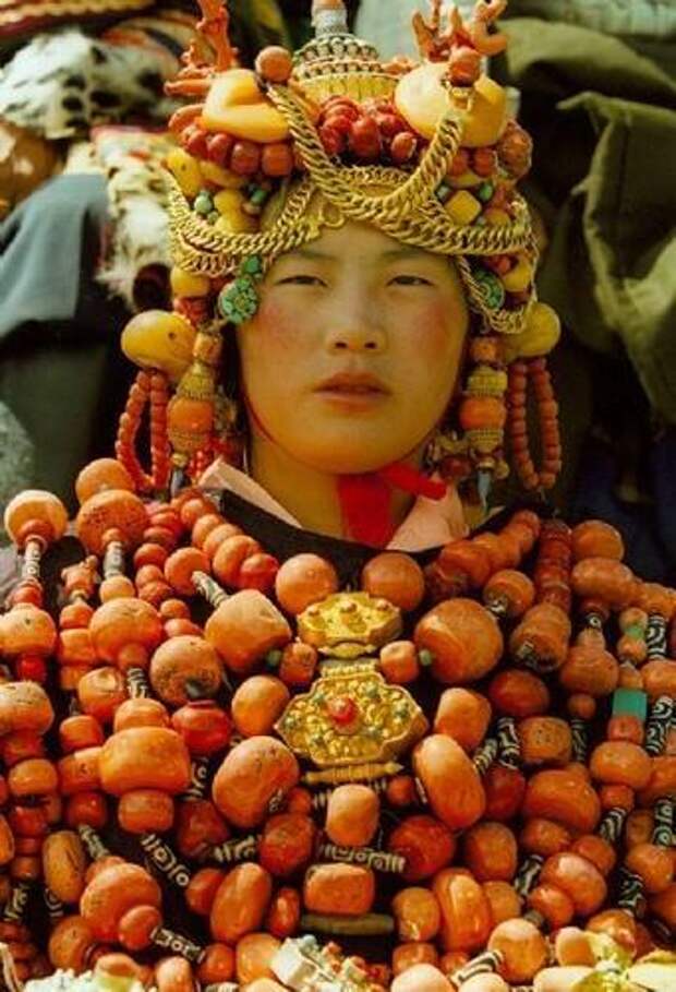 Тибет, украшения, бусины Дзи