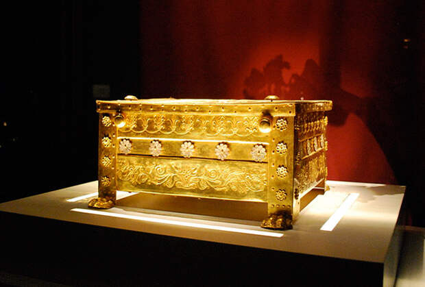 Сокровища из гробницы Филиппа II Македонского