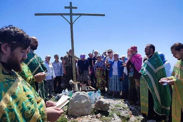 В районах Ялты и Алушты находятся порядка 160 христианских памятников