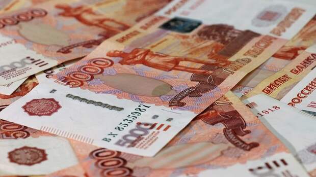 Тюменцы задолжали коммунальщикам более 100 млн рублей за два месяца