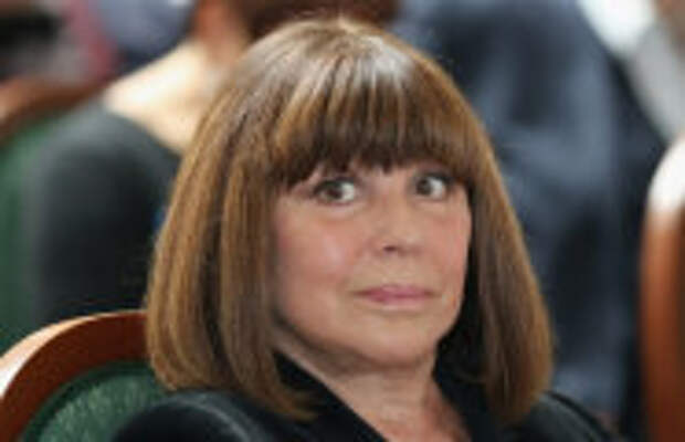 Шоу-бизнес: Родила сына от любовника, жила с наркоманом, обвиняла в домогательствах Гайдая: Какие тайны скрывает Наталья Варлей