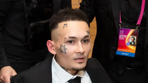 «Люблю я одну, а хочу других»: Моргенштерн рассказал о своих изменах