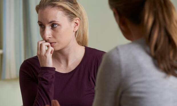 Голоса в голове говорили женщине, что у нее опухоль мозга. Сканирование это подтвердило