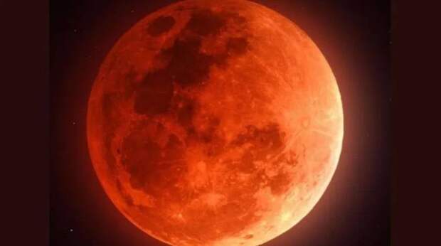 Космический туризм становится реальностью: на Луне построят первые отели