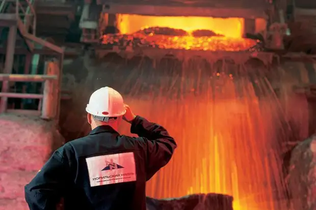 Стоимость никеля на LME впервые превысила $100 тыс. за тонну