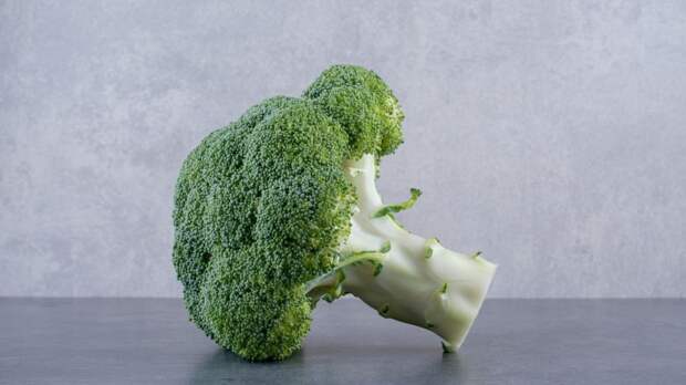 «Подышать» 40 минут перед готовкой: врач раскрыл секрет, как сделать брокколи максимально полезной