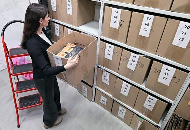 Пункты выдачи заказов сравнялись по важности с продуктовыми магазинами