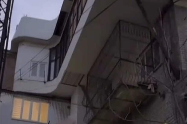 В Махачкале в многоквартирном доме один из жителей провел себе личный лифт