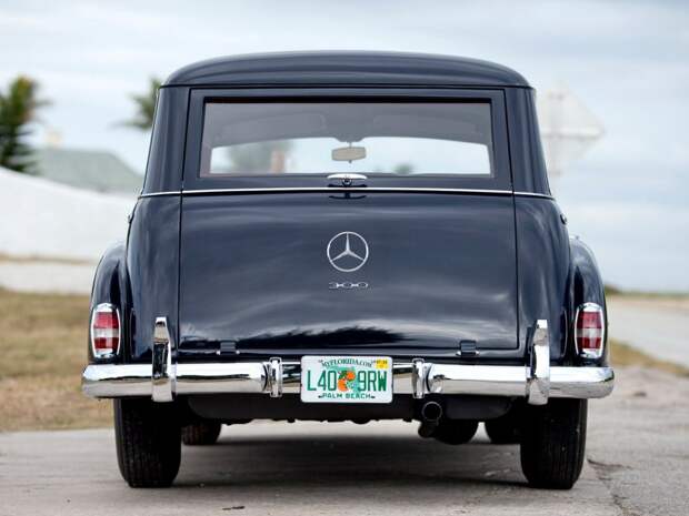 Единственный универсал Mercedes-Benz 300C родом из 50-х mercedes, mercedes-benz, олдтаймер, ретро авто, универсал