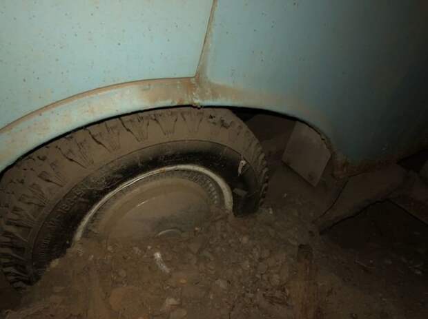 Вызволять машину было непросто barn find, авто, автомобили, москвич, москвич 408, находка, олдтаймер, ретро авто