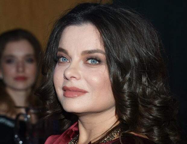 Наташа Королева начала превращаться в Тарзана