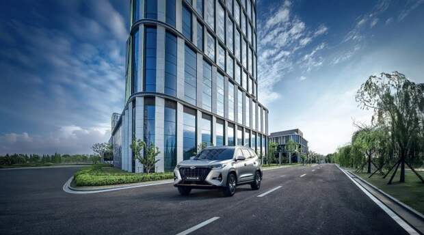 Долго запрягали, но быстро поехали. Продажи XCite в России бьют всё рекорды, объявлены ещё большие скидки