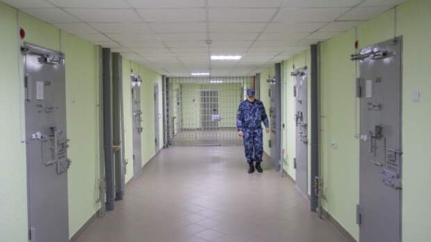 На Алтае подростка отправили в СИЗО после угрозы взорвать здание правительства