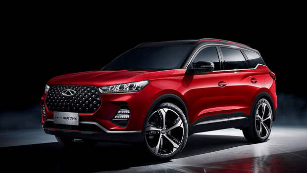 Chery tiggo 7,Chery tiggo 7 pro. Внешне «профессиональный» Tiggo 7 отличается решёткой «геометрическая матрица», большими колёсами (225/55 R19) и шильдиком 290T на корме. Размеры: 4500×1842×1746 мм, база — 2670. Платформа T1X означает McPherson спереди и многорычажку сзади. Привод только передний.