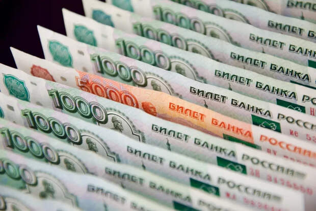 Опрос: более 38% граждан России не могут откладывать деньги