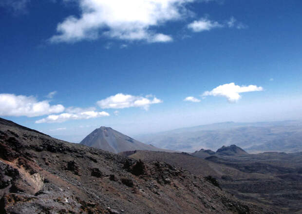 http://www.mountain.ru/world_mounts/turciya,%20iran/2003/ararat/img/3.jpg