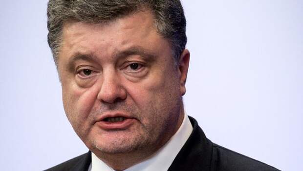 Порошенко “отжигает”: у нищей России нет денег даже на крымский мост