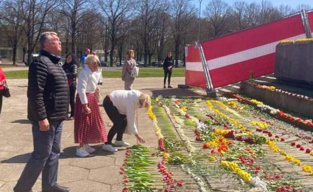 В Латвии не исключают передачу монумента Освободителям России