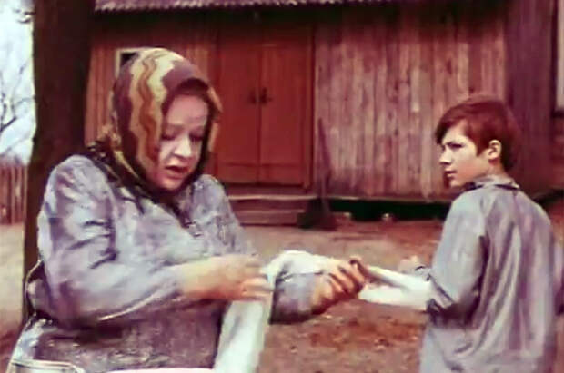 Шевкуненко за свою короткую жизнь успел пройти «звёздный» путь от киноактёра до лидера ОПГ / Кадр из фильма «Кортик», 1973 г.