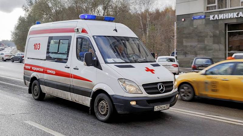 В каких случаях вызывают скорую: симптомы заболеваний, высокая температура, болезни сердца и другие причины, правила вызова и нормативы приезда скорой