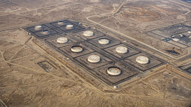 НПЗ загорелся из-за атаки дрона в Кувейте