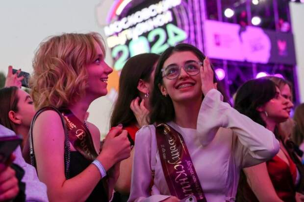 Определена дата для проведения выпускных в школах