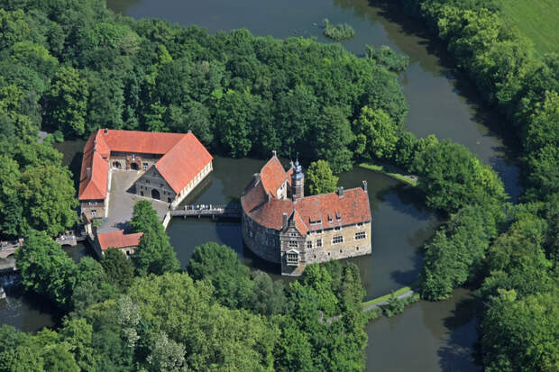 NewPix.ru - Замки Германии - Вишеринг (Castle Vischering in Ludinghausen)