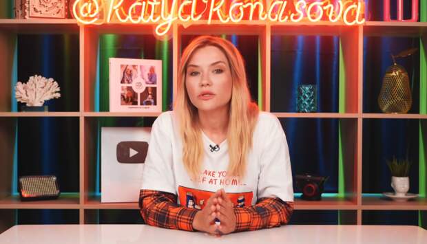 Футболка с рукавами от Кати Конасовой