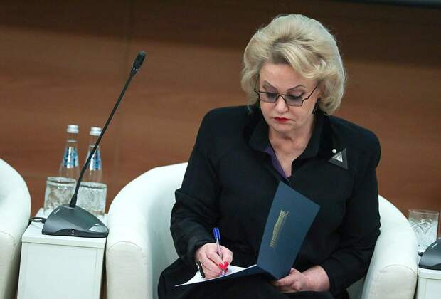 Останина назвала важным законопроект об увеличении штрафов за продажу энергетиков детям