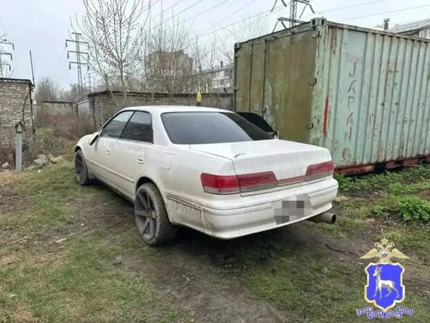 В Самаре водитель насмерть сбил пенсионера, уехал с места ДТП и бросил машину во дворах