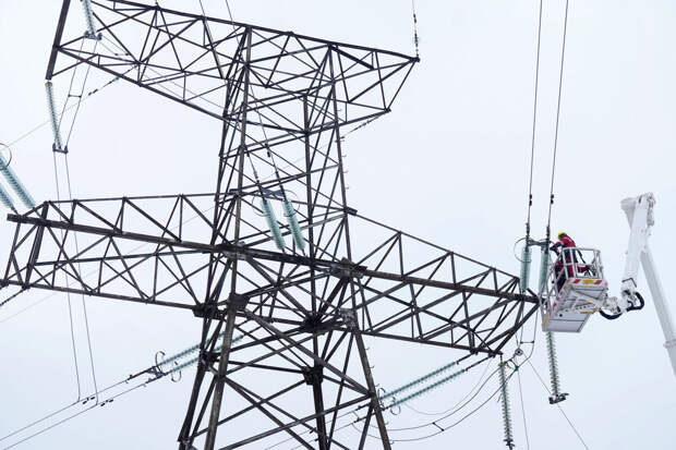 В Запорожской области без электричества остались более 17 тыс. человек