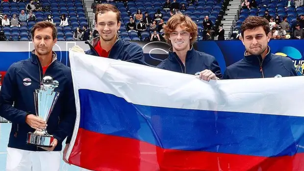 Испанский теннисист надеется, что россиян допустят к Уимблдону