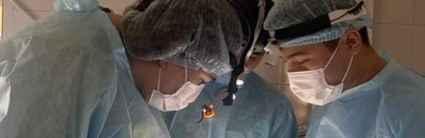 В Алматы пациенту провели сложную операцию на верхней челюсти