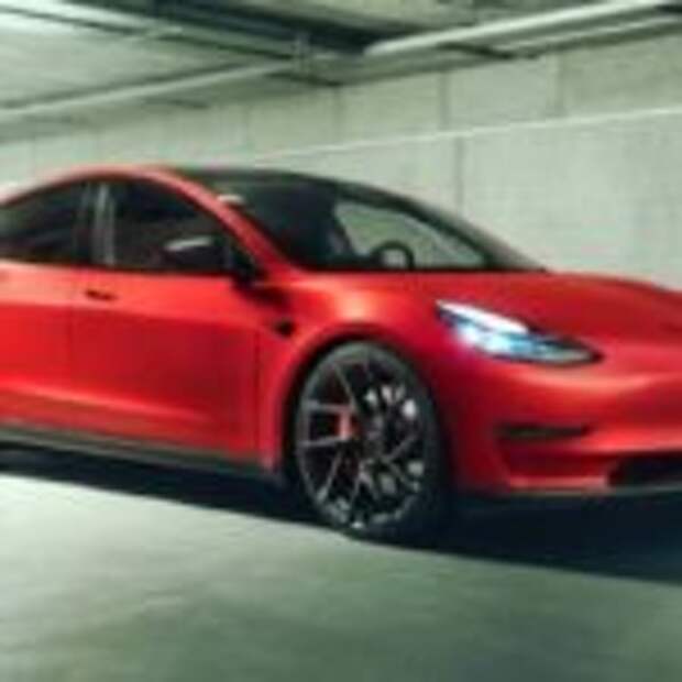 Автомобили Tesla ездят по парковкам без водителя