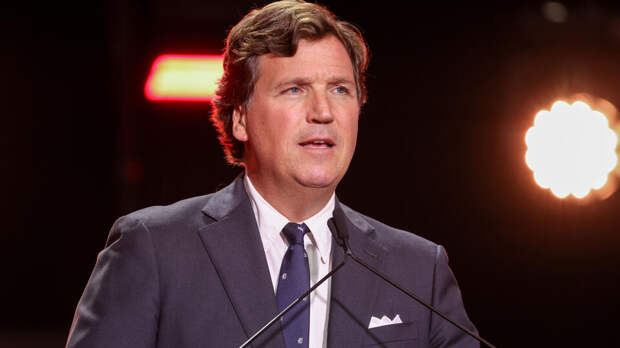 Такер Карлсон рассказал о желании ЦРУ добиться признания его иноагентом в США