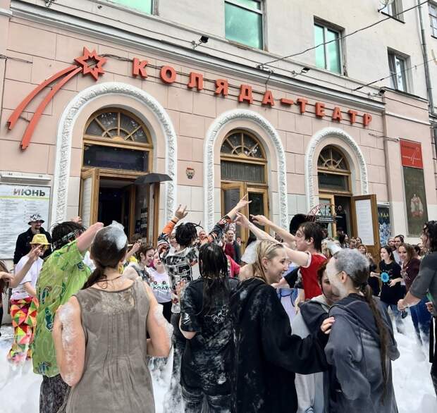 «Коляда-plays» приглашает театральные коллективы представить свои спектакли на фестивале