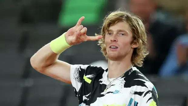 Рублёв одолел Умбера и вышел в четвертьфинал турнира ATP в Санкт-Петербурге