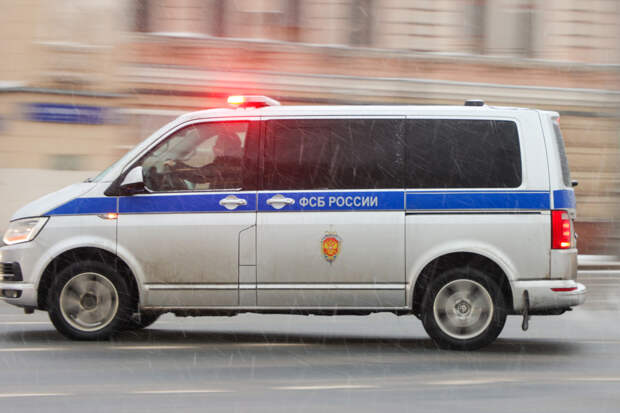 ФСБ и СК провели обыски в двух дорожных компаниях Новосибирской области